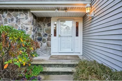 47 Matthew Rd, Wayne, NJ 07470 - Photo 3