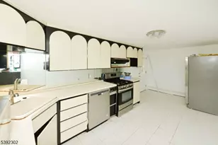 27 Edgemont Rd, West Orange Township, NJ 07052 - Photo 19