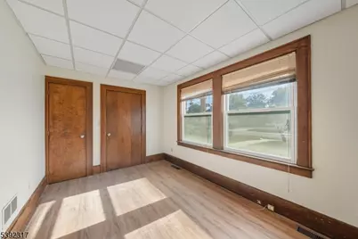 150 W End Ave, Somerville, NJ 08876 - Photo 3