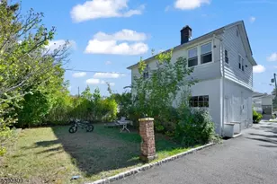 51 Church St, Millburn, NJ 07041 - Photo 11