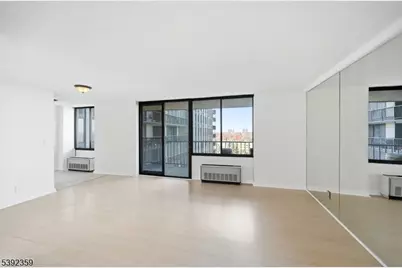 300 Winston Dr #807, Cliffside Park, NJ 07010 - Photo 15