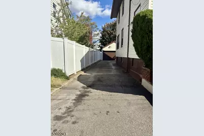 28 Arlington Ave, Paterson, NJ 07502 - Photo 3