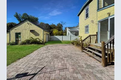 54 Front St, Belvidere, NJ 07823 - Photo 25