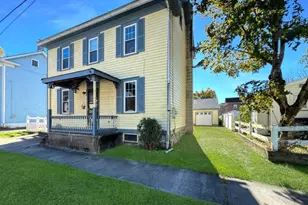 54 Front St, Belvidere, NJ 07823 - Photo 1