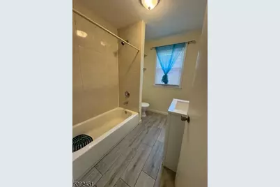 278 284Dayton St, Newark, NJ 07114 - Photo 7