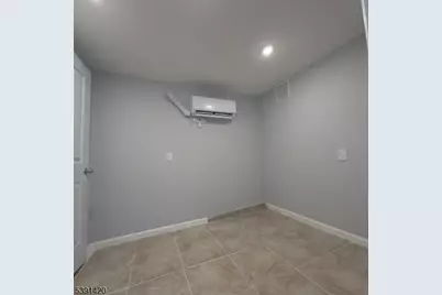 19 Mechanic St. Apt1 #Apt, Millburn, NJ 07041 - Photo 15