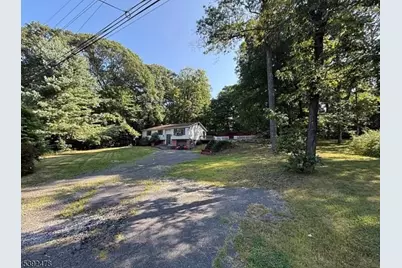 8 Abbott Dr, Jefferson Township, NJ 07849 - Photo 1