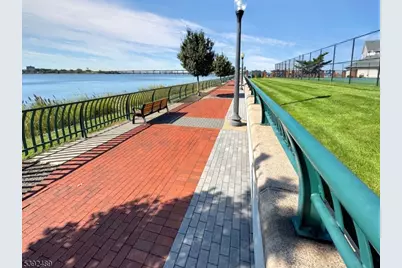 20 Redwood St #20, Jersey City, NJ 07305 - Photo 1