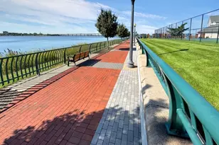 20 Redwood St, Jersey City, NJ 07305 - Photo 1