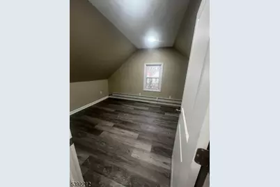 208 Inslee Pl #2, Elizabeth, NJ 07206 - Photo 13