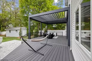 827 Alden Rd, Paramus, NJ 07652 - Photo 11