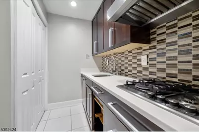 827 Alden Rd, Paramus, NJ 07652 - Photo 7