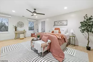 827 Alden Rd, Paramus, NJ 07652 - Photo 19