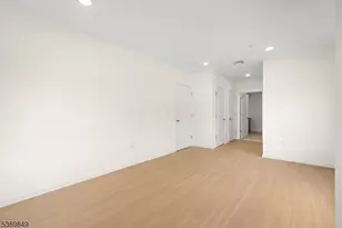 70 Ridgedale Ave, Morristown, NJ 07960 - Photo 11