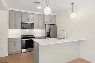 70 Ridgedale Ave, Morristown, NJ 07960 - Photo 3