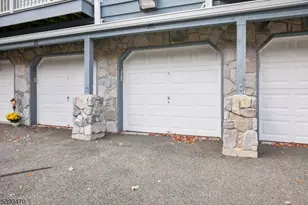 216 Woods Edge Dr, Roxbury Township, NJ 07876 - Photo 27