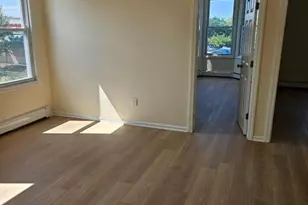 372 Bergen St, Newark, NJ 07103 - Photo 3