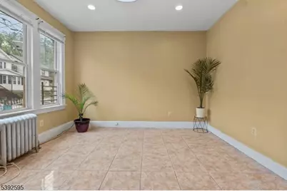 213 Maple Avenue, Irvington, NJ 07111 - Photo 9