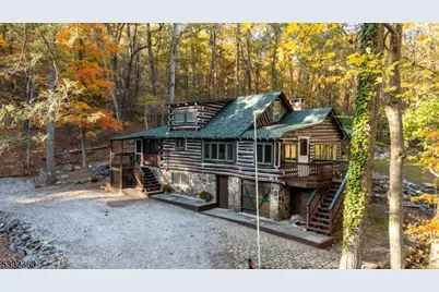 71 Dogwood Ln, West Milford, NJ 07421 - Photo 1