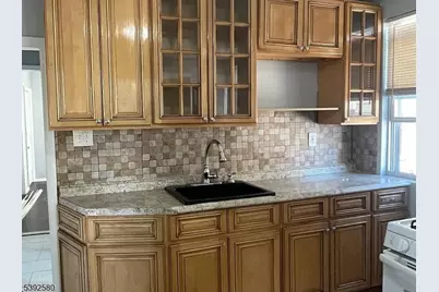 325 Woodside Ave, Newark, NJ 07104 - Photo 1
