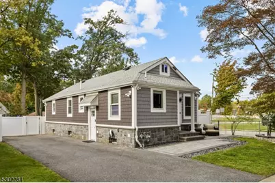 298 4th Ave, Hawthorne, NJ 07506 - Photo 3