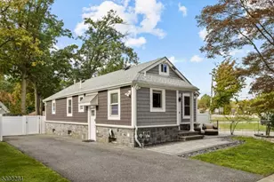 298 4th Ave, Hawthorne, NJ 07506 - Photo 3