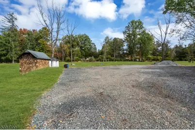 698 Foothill Rd, Bridgewater, NJ 08807 - Photo 33