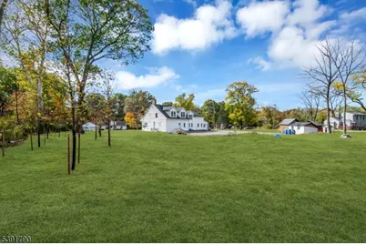 698 Foothill Rd, Bridgewater, NJ 08807 - Photo 35