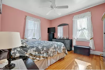 1010 Falls Ter, Union Township, NJ 07083 - Photo 11