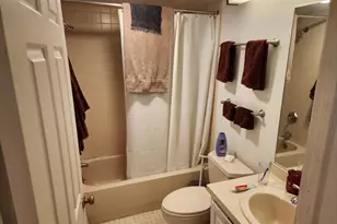 14 Amethyst Ln, Paterson, NJ 07501 - Photo 13