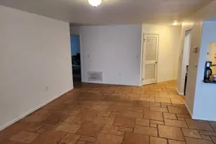 14 Amethyst Ln, Paterson, NJ 07501 - Photo 7