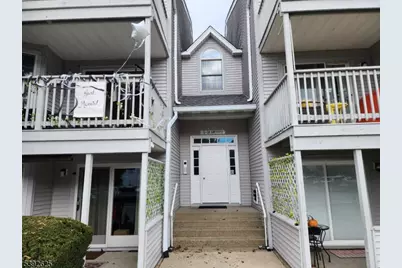 14 Amethyst Ln, Paterson, NJ 07501 - Photo 1