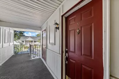 9 Ruby Ct, Franklin Township, NJ 08823 - Photo 11