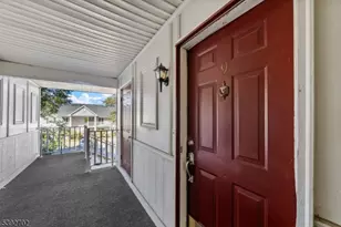 9 Ruby Ct, Franklin Township, NJ 08823 - Photo 11