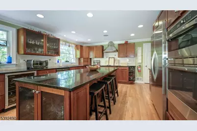 2 Briarcliff Ter, Kinnelon, NJ 07405 - Photo 17