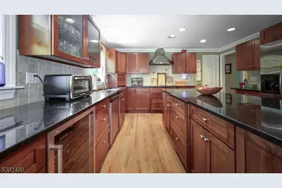 2 Briarcliff Ter, Kinnelon, NJ 07405 - Photo 19