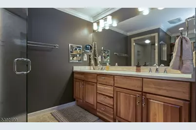 2 Briarcliff Ter, Kinnelon, NJ 07405 - Photo 33