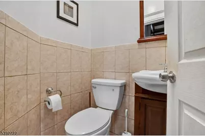 53 Wilcox Ave, East Orange, NJ 07018 - Photo 15