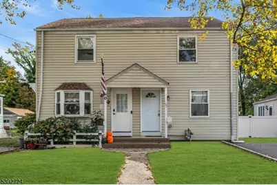 52 Macarthur Dr, Edison, NJ 08837 - Photo 1