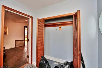 164 East Clay Ave, Roselle Park, NJ 07204 - Photo 5