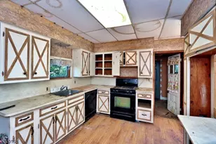 164 E Clay Ave, Roselle Park, NJ 07204 - Photo 13