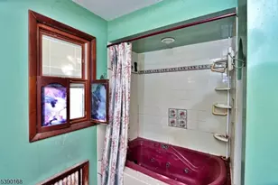 164 E Clay Ave, Roselle Park, NJ 07204 - Photo 21