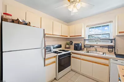 320 South Street 4 #F, Morristown, NJ 07960 - Photo 9