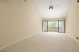 4 Sunrise Dr, Long Hill Township, NJ 07933 - Photo 7