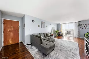704 712 N Broad St, Elizabeth, NJ 07208 - Photo 1