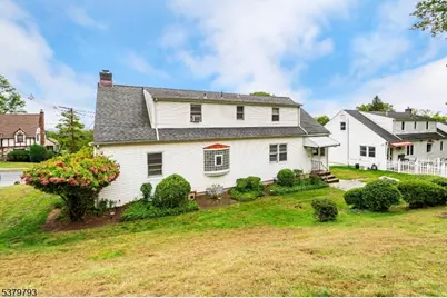 31 Collamore Ter, West Orange Township, NJ 07052 - Photo 23