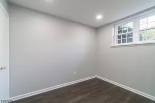 106 College Dr, Edison Twp., NJ 08817 - Photo 21