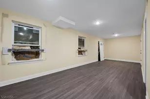 373 Chadwick Ave, Newark, NJ 07112 - Photo 7