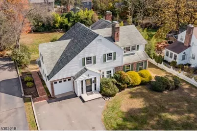 78 Twin Falls Rd, Berkeley Heights Township, NJ 07922 - Photo 1