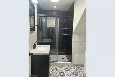 904 Cross, Elizabeth, NJ 07208 - Photo 19